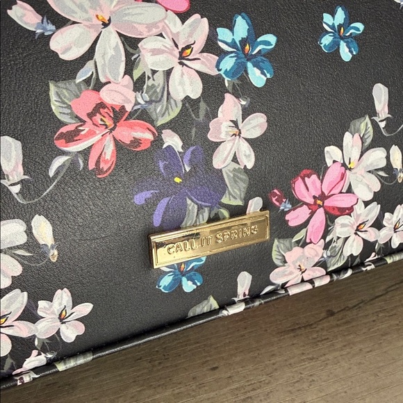 Floral Black Clutch Bag - Call it Spring - excellent condition - Picture 2 of 4